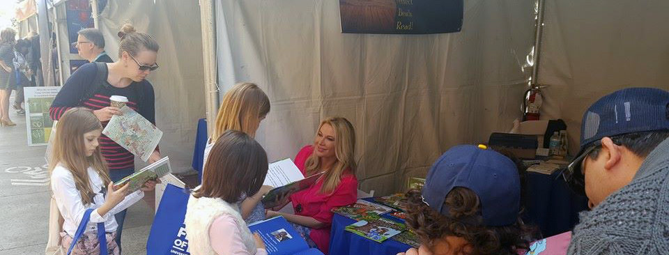 roselyn kasmire with children and books